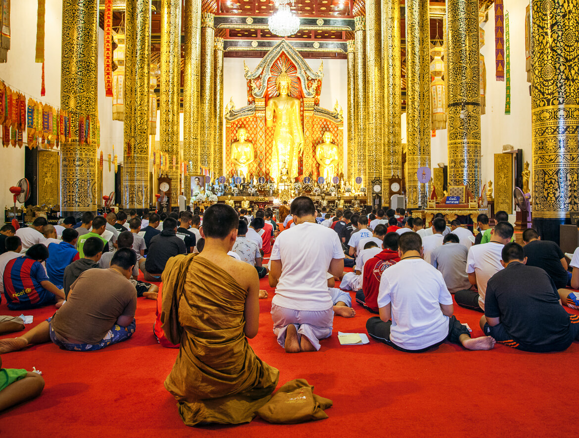 Wat Chedi Luang, em Chiang Mai | Viajando na Janela
