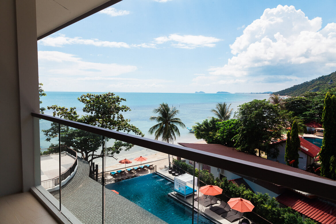 Vista de um dos quartos do hotel Sunset Beach em Koh Phangan, Tailândia | Viajando na Janela