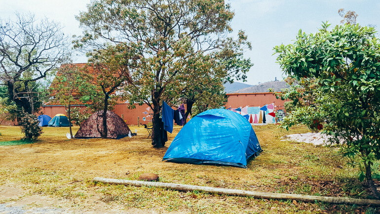Área de camping (existem dois espaços para montar acampamento) - Camping Viveiro