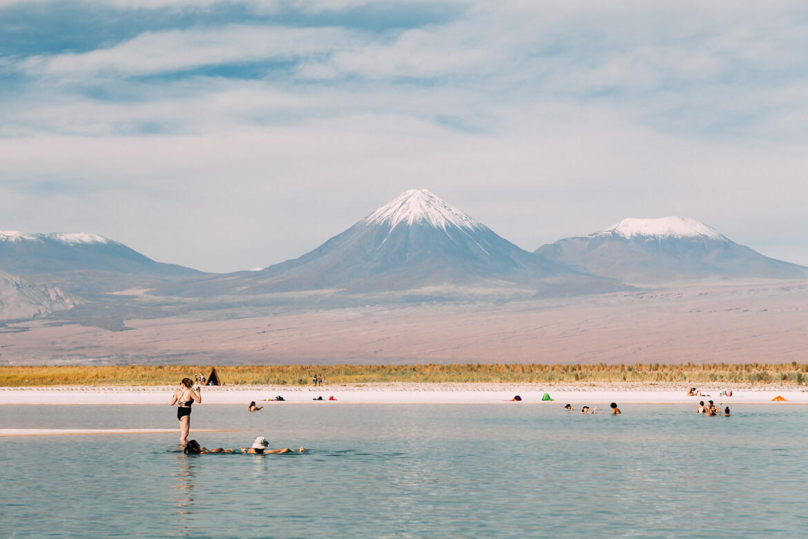 Vista linda na Laguna Piedra próxima à Laguna Cejar, Atacama