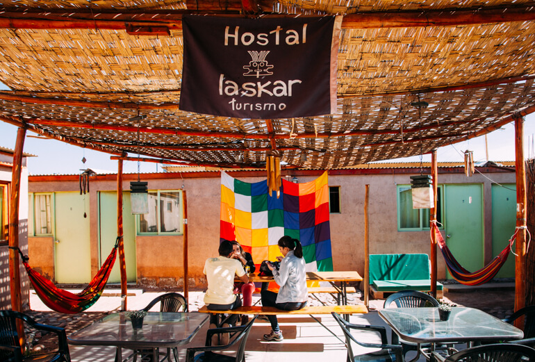 Área de convivência, Hostel Laskar | Viajando na Janela
