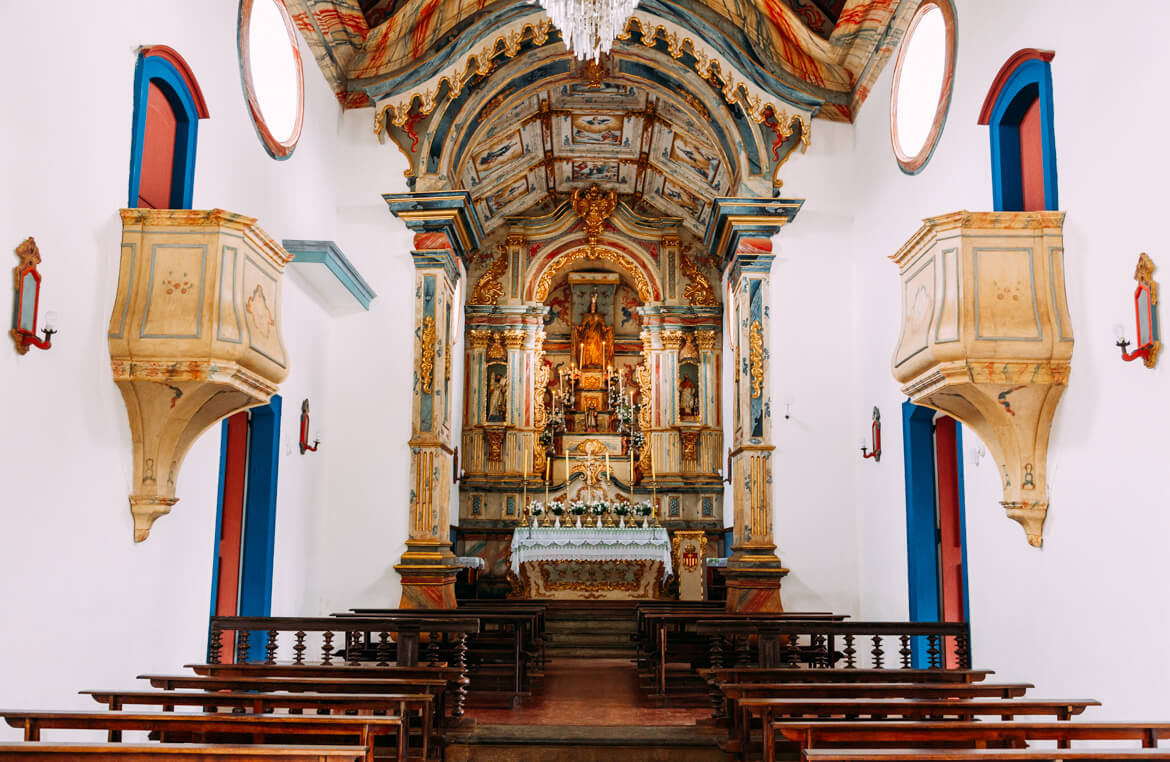 Tiradentes MG: Interior da Igreja Nossa Senhora das Mercês