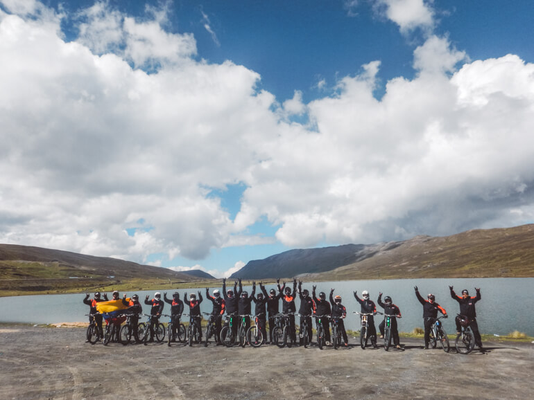 Estrada da Morte, Bolívia: grupo reunido