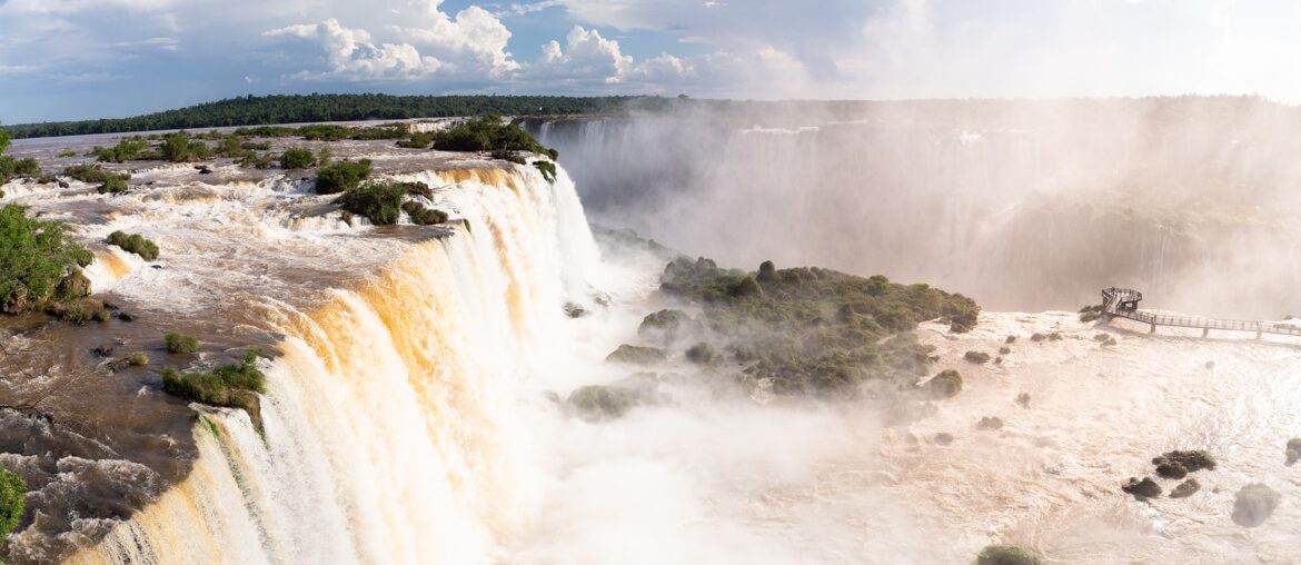 Cataratas do Iguaçu: descubra porque elas são uma das 7 Maravilhas Naturais do Mundo Cataratas-do-Iguaçu-Foz