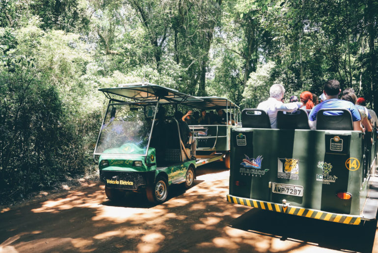 Macuco Safari: Veículo elétrico