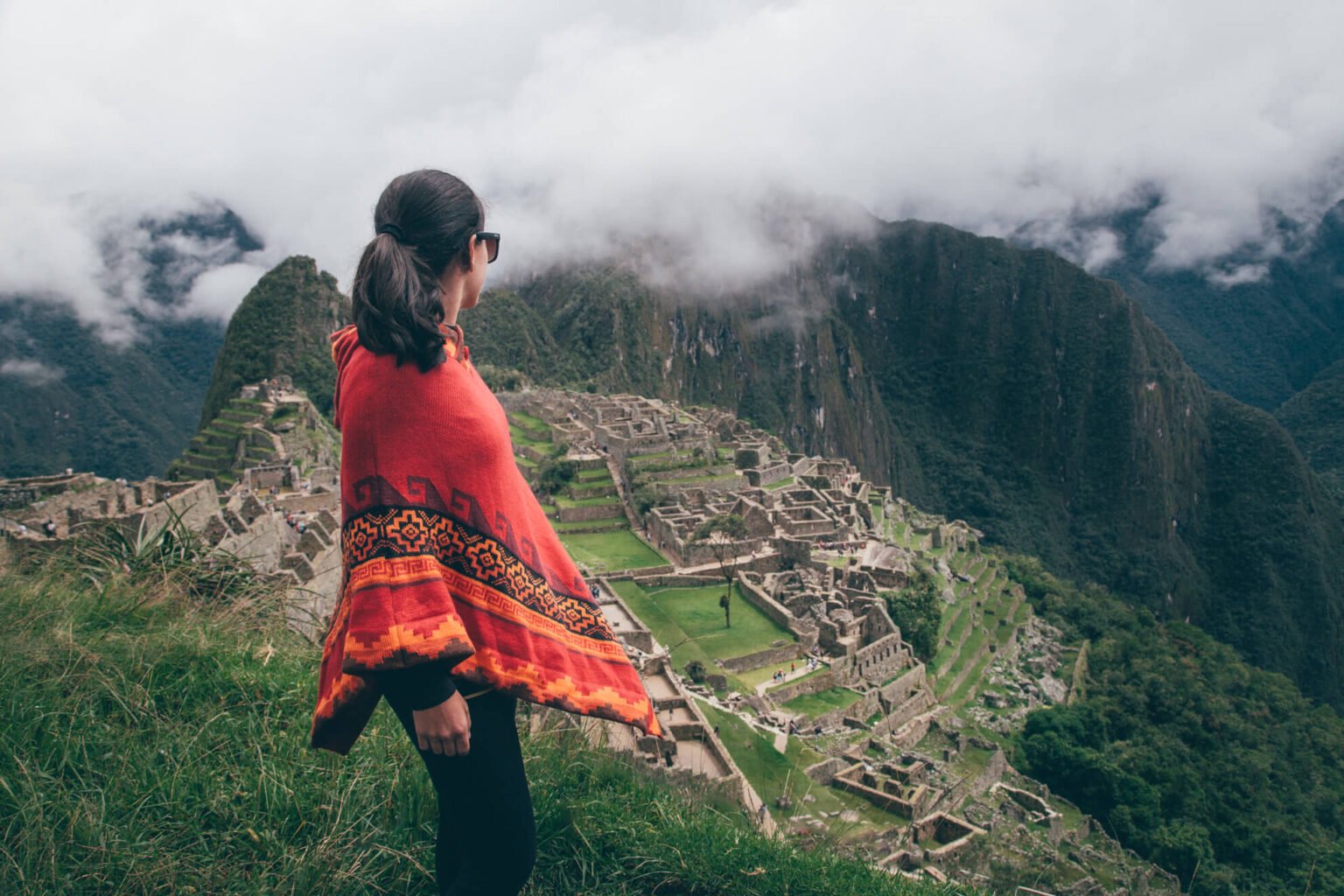Vista clássica de Machu Picchu, a cidade perdida dos incas