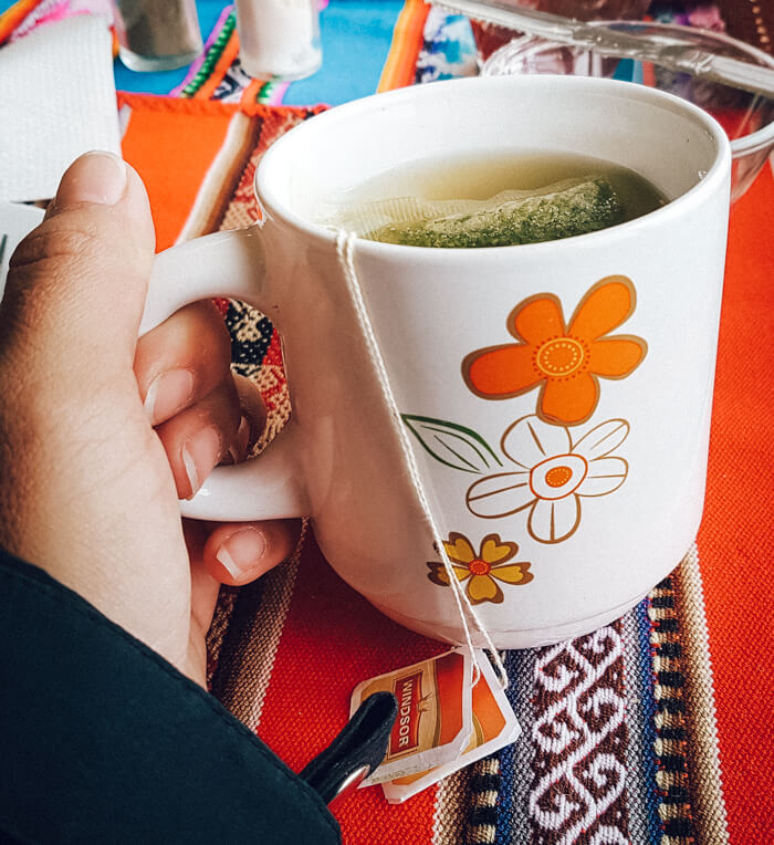 La Paz: chá de folhas de coca
