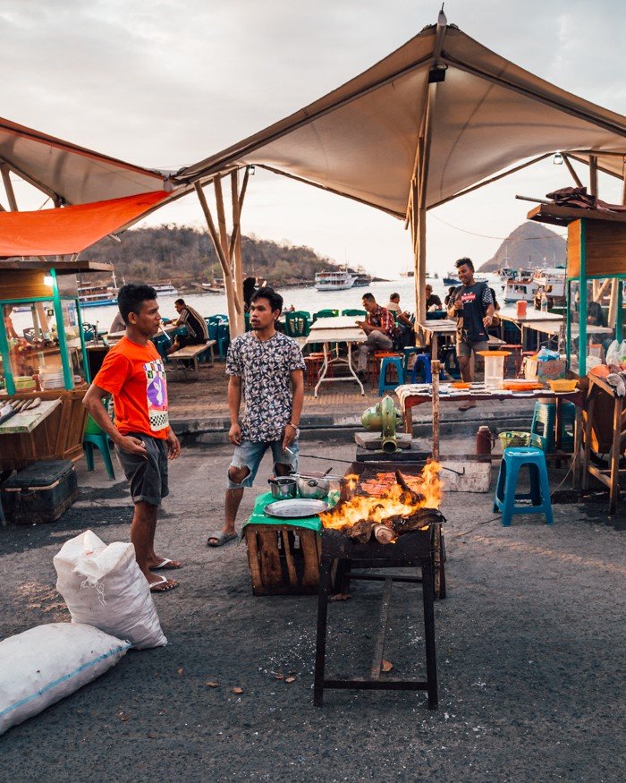Komodo Indonésia - Labuan Bajo - Mercado de Peixes