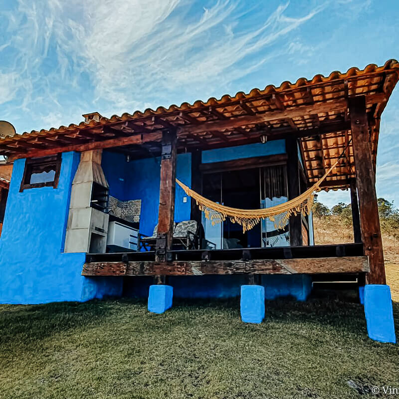 Varanda do chalé Vila Real - airbnb em Carrancas
